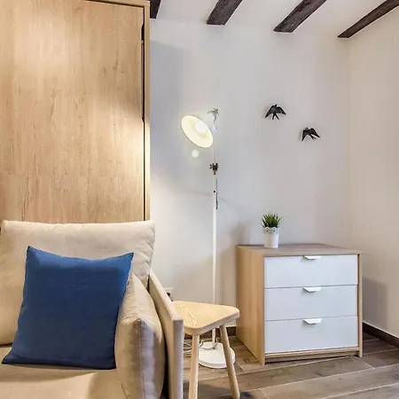Brick Arch With Ac | Alfama