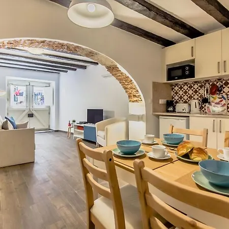 Brick Arch With Ac | Alfama