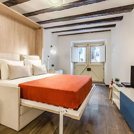 Brick Arch With Ac | Alfama 아파트 리스본